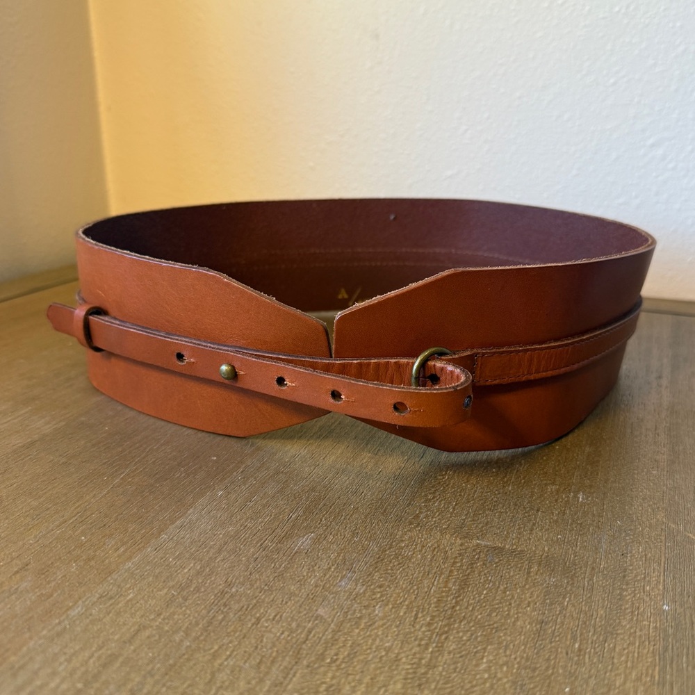 Anthropologie leather cinch corset belt Medium